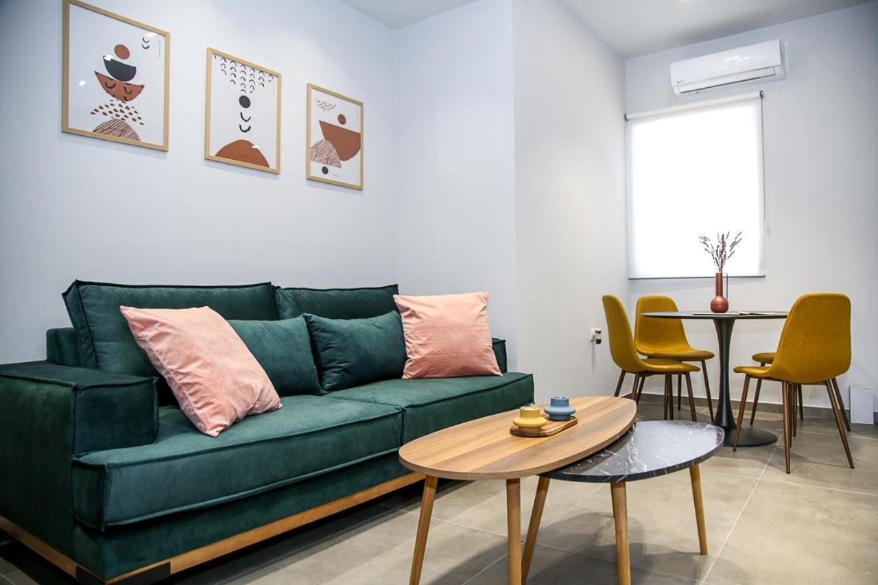Caravin Wanderhome, 5 Min From Metro Nea Ionia เอเธนส์ ภายนอก รูปภาพ