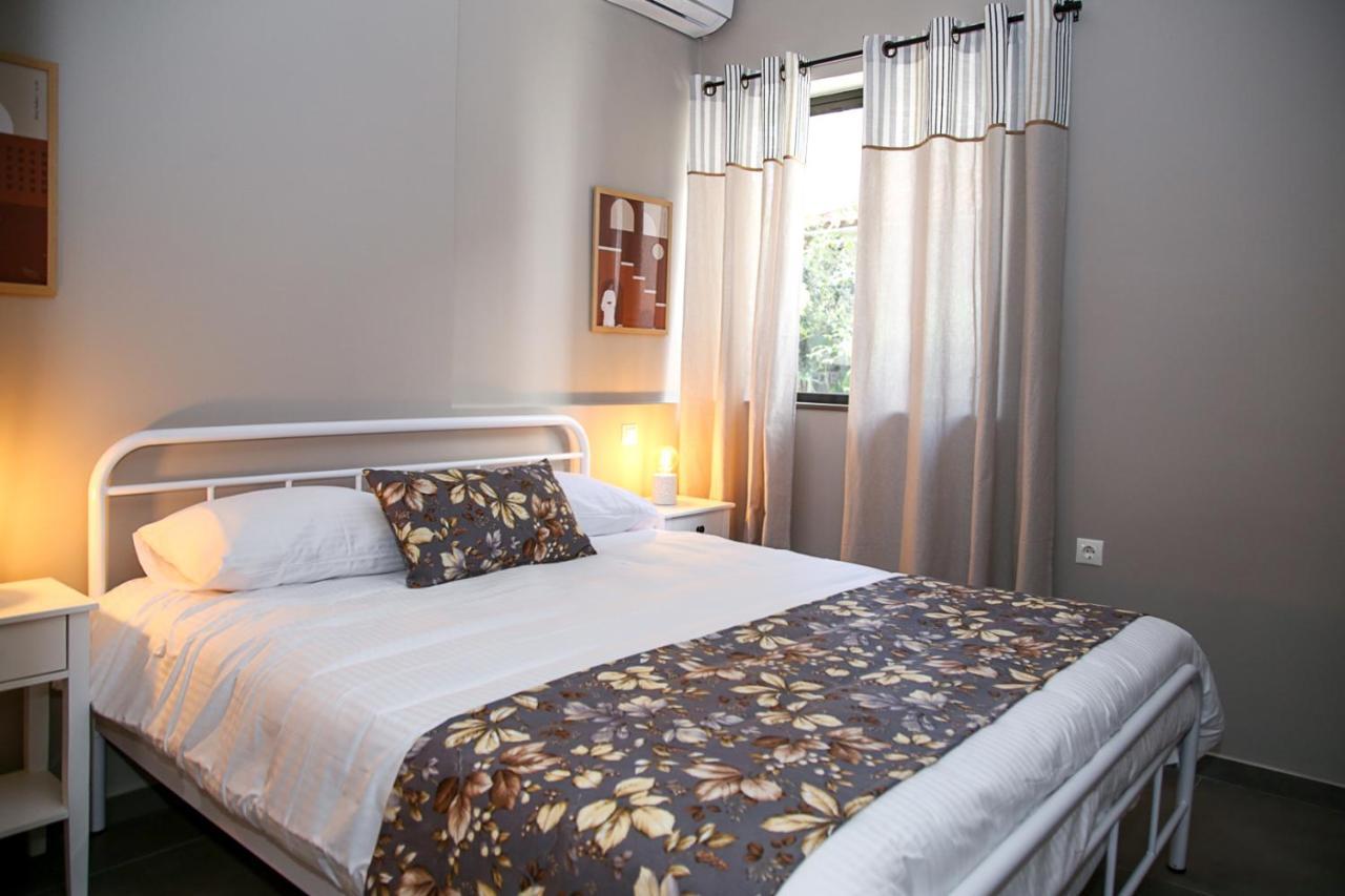Caravin Wanderhome, 5 Min From Metro Nea Ionia เอเธนส์ ภายนอก รูปภาพ