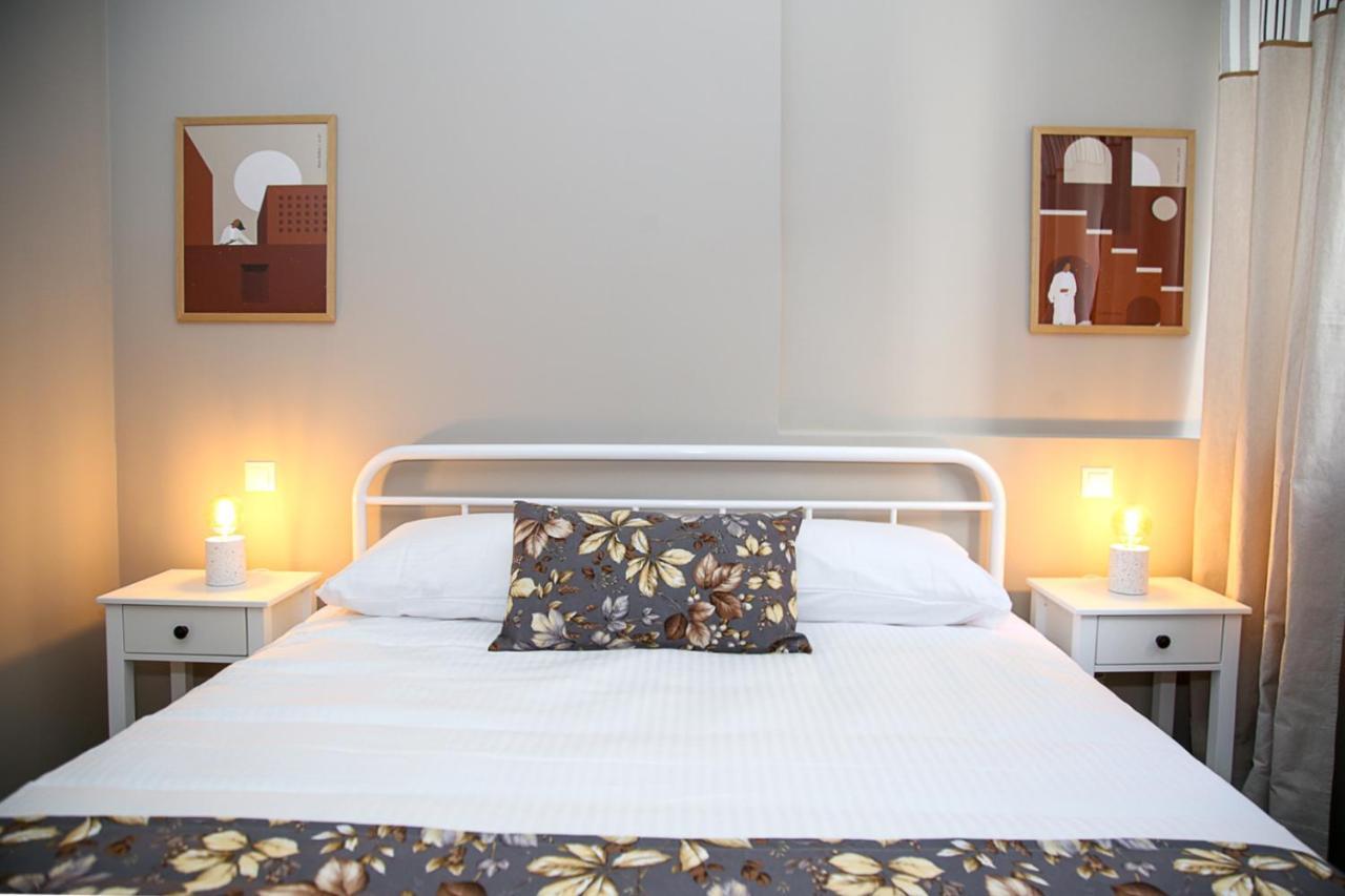 Caravin Wanderhome, 5 Min From Metro Nea Ionia เอเธนส์ ภายนอก รูปภาพ