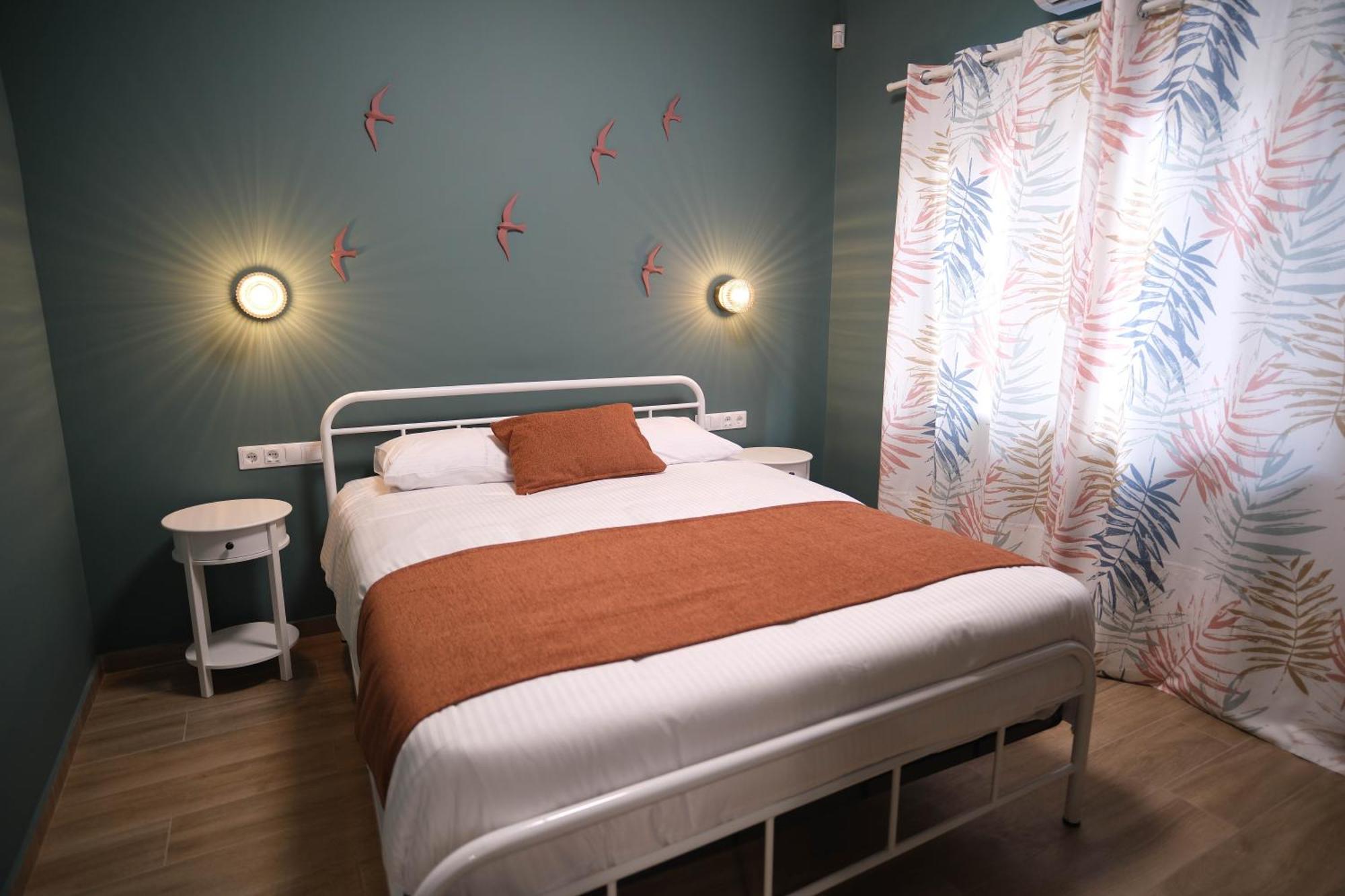 Caravin Wanderhome, 5 Min From Metro Nea Ionia เอเธนส์ ภายนอก รูปภาพ
